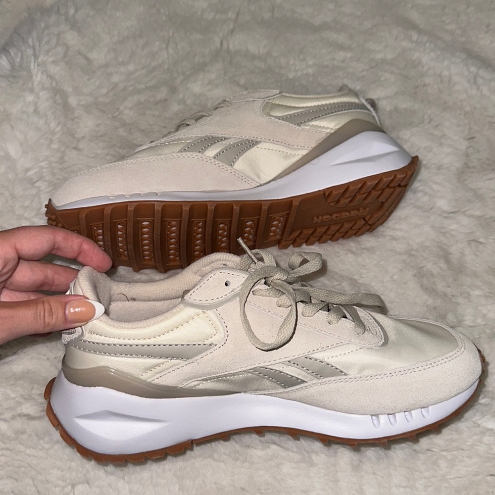 Women’s Reebok Galaxy 10s cream color